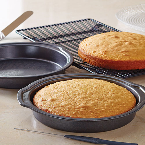 used cake pans