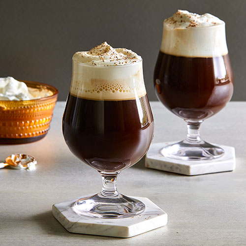 Set Irish Coffee COOKUT - 2 Tasses, Doseur, Outil Couche - Pour Cocktails Maison Parfaits - Matériaux Qualité