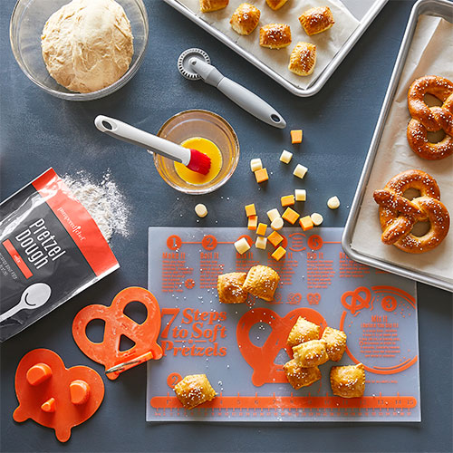 Ultimate Soft Pretzel-Making Set
