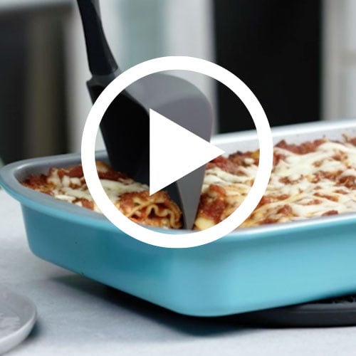 Play Silicone Scoop & Serve Spatula Video