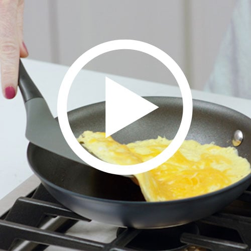 Play Silicone Egg Turner Video