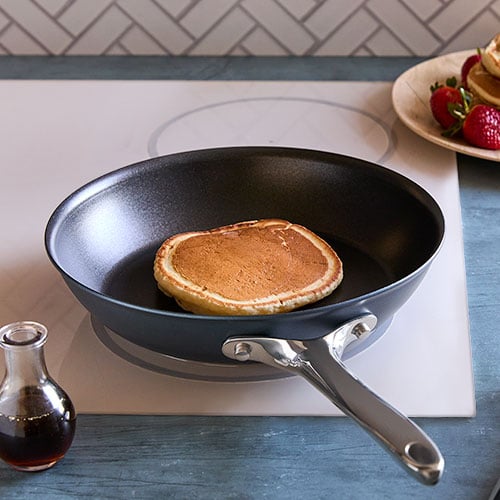 Pampered Chef 8.5 (21-cm) Brilliance Nonstick Fry Pan