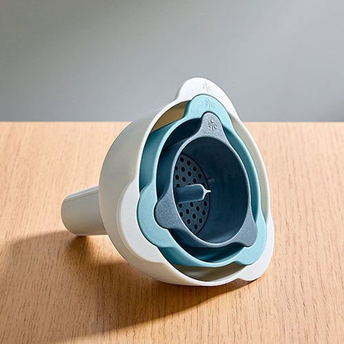 Funnels With Strainer