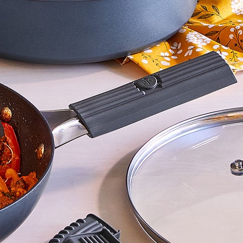 Brilliance Pan Handle Protector