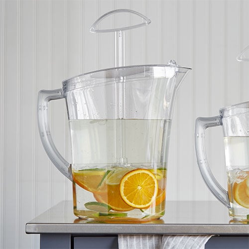 Family-Size Quick-Stir Pitcher