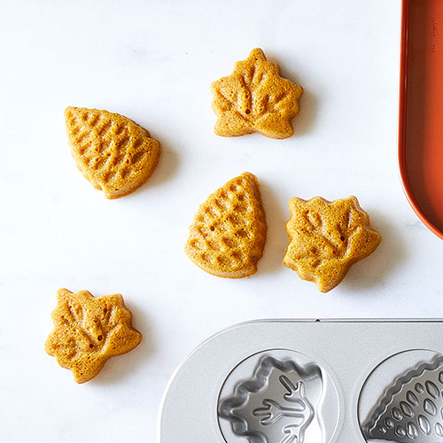 Mini Pumpkin Spice Cakes