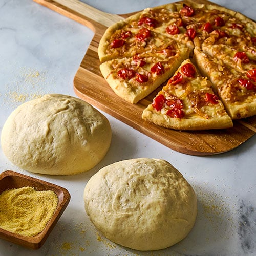 Caramelized Onion and Tomato Pizza