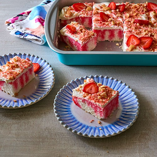 Strawberry Crunch Cake